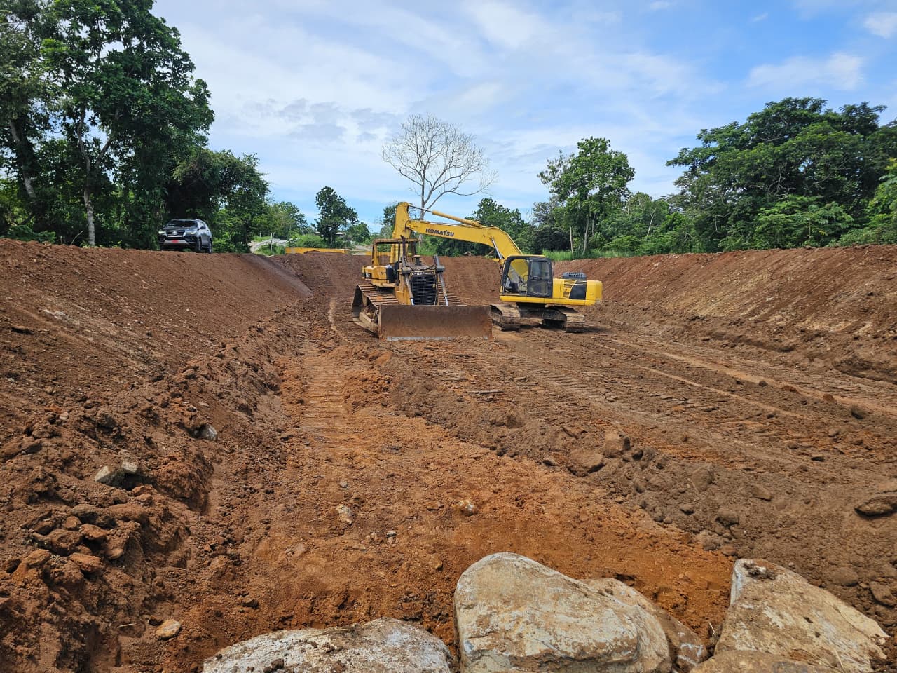 Proyectos de movimiento de tierras realizados por AlquileryExcavacion M&E